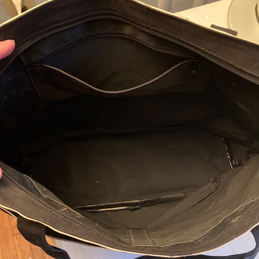 Hawaiian Islands Canvas Tote Bag in Beige and Black - Picture 11 of 12